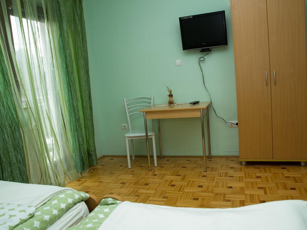 Guest House Pri Treh Lipah Ptuj Room photo